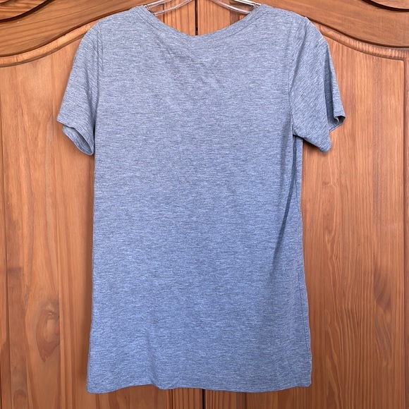 Nike T-Shirt, Size Small - Picture 4 of 4